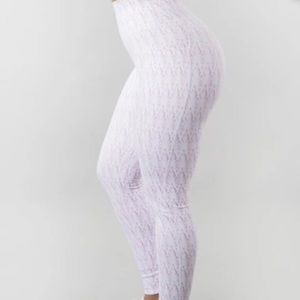 Buffbunny Onyx Oasis leggings size medium